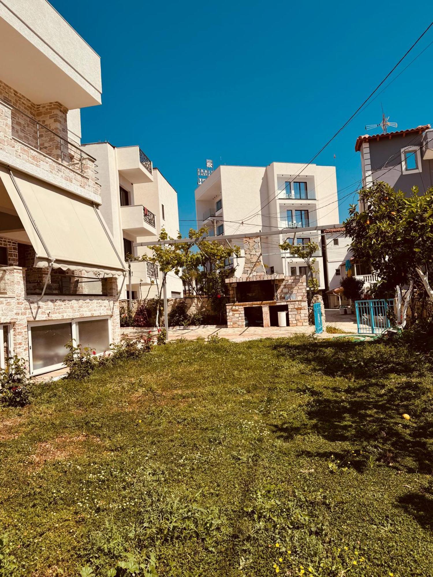 Orfeu Apartments Ksamil Exterior photo